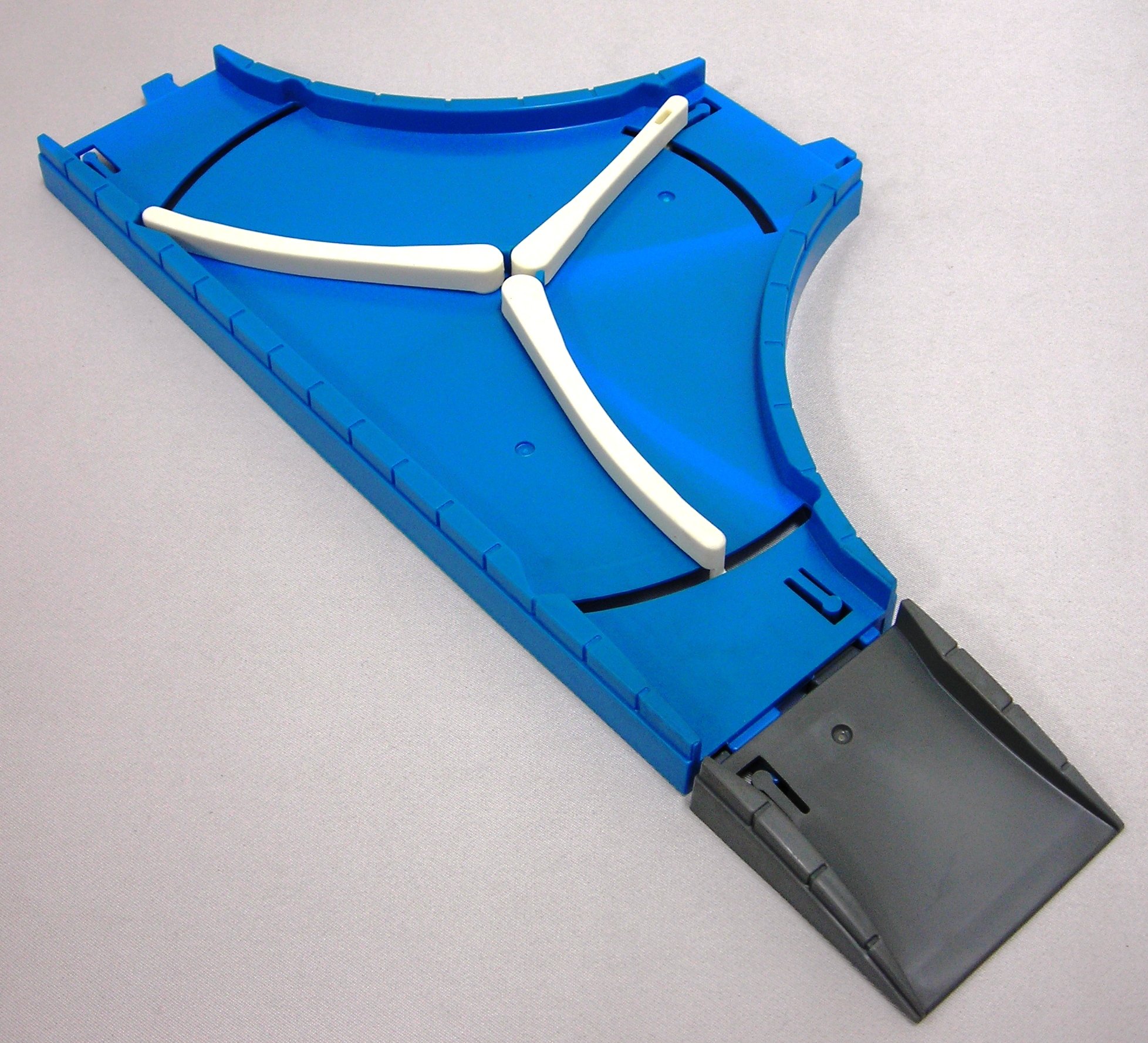 Amazon.co.jp: モータートミカ プラレール T字路 D-05 : おもちゃ